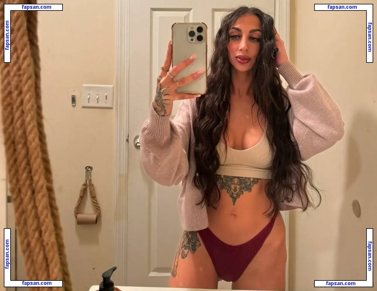Jasmine Banks nude photo #0010 from OnlyFans