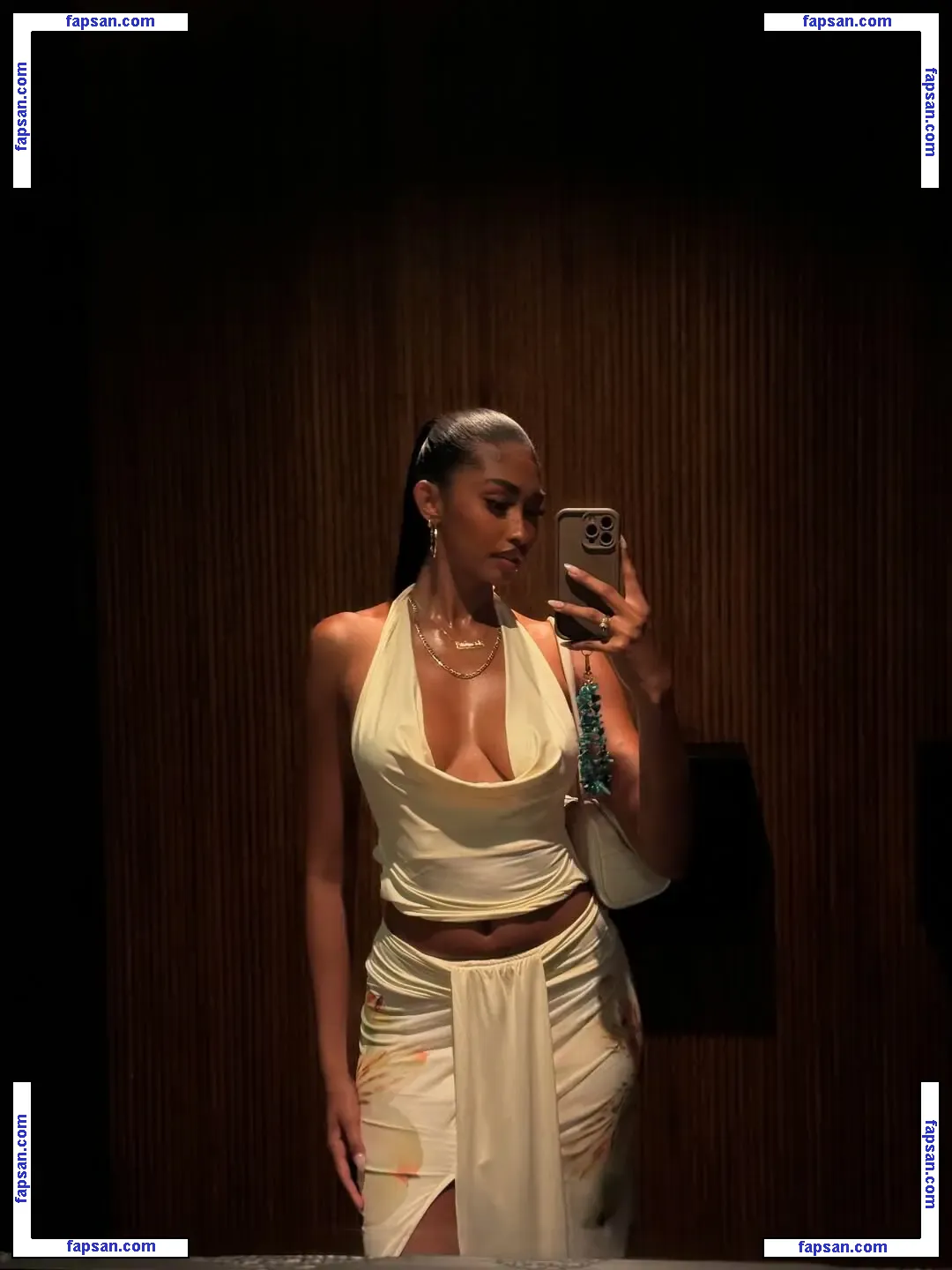 Jasmine Chola nude photo #0039 from OnlyFans