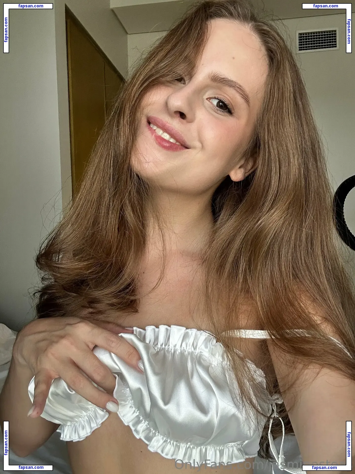jasminesteas nude photo #0012 from OnlyFans