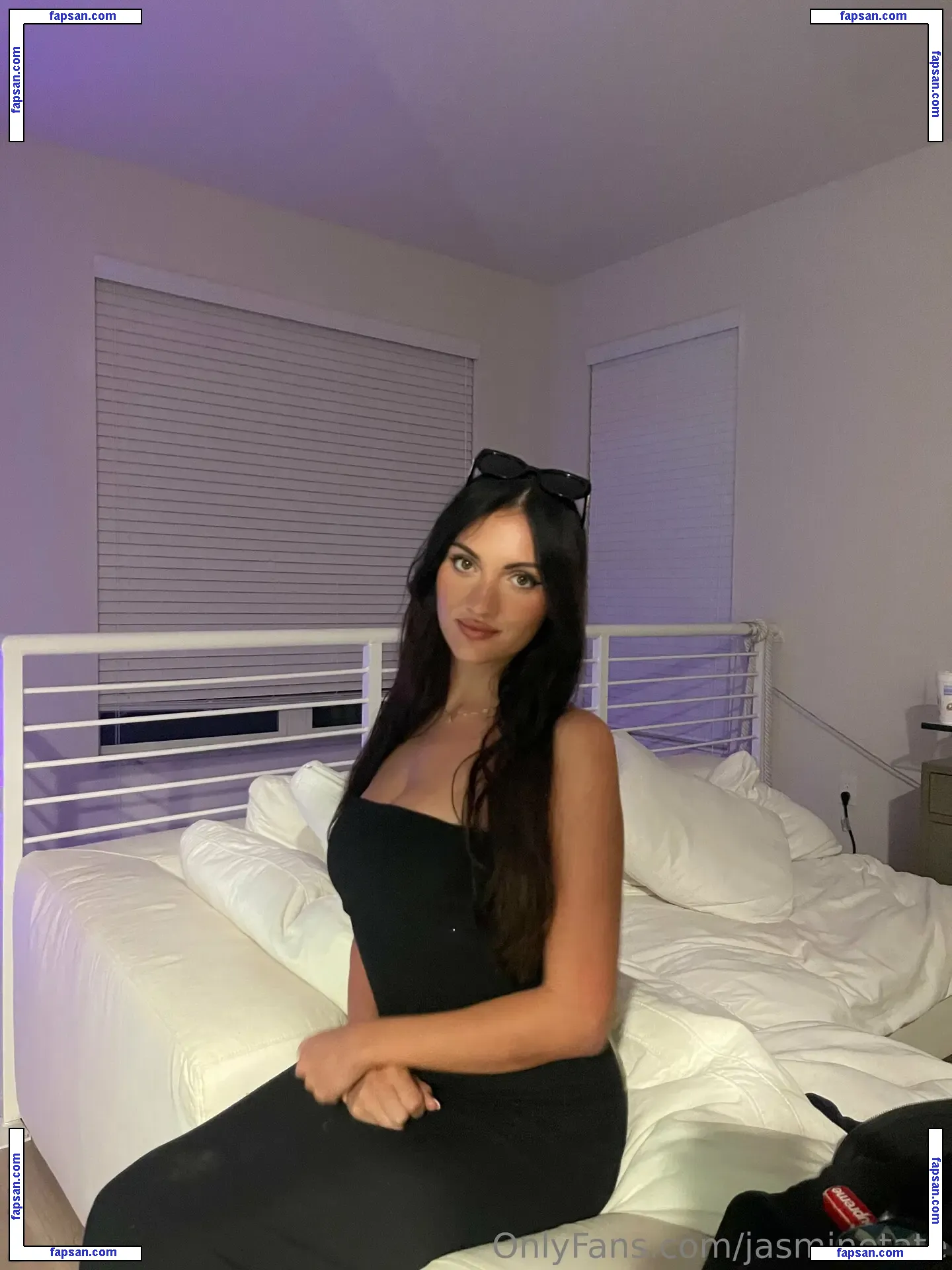 jasminetate nude photo #0011 from OnlyFans