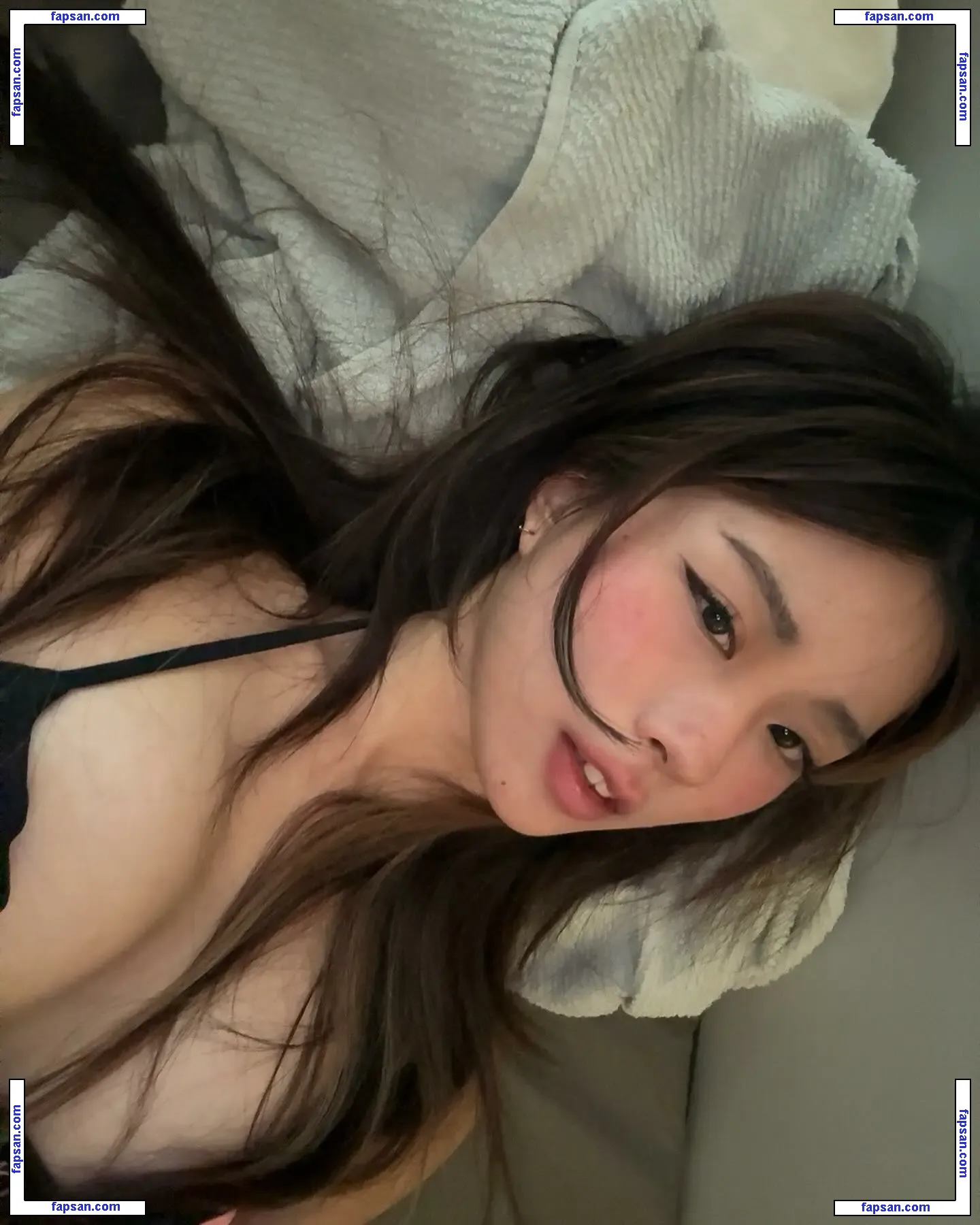 jassmiris голая фото #0001 с Онлифанс