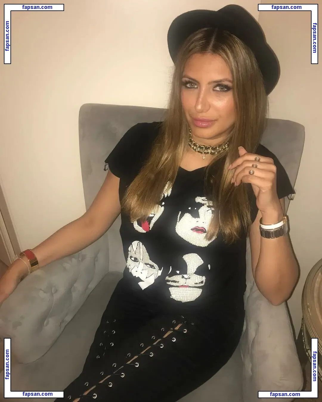 Jasveen Sangha nude photo #0015 from OnlyFans