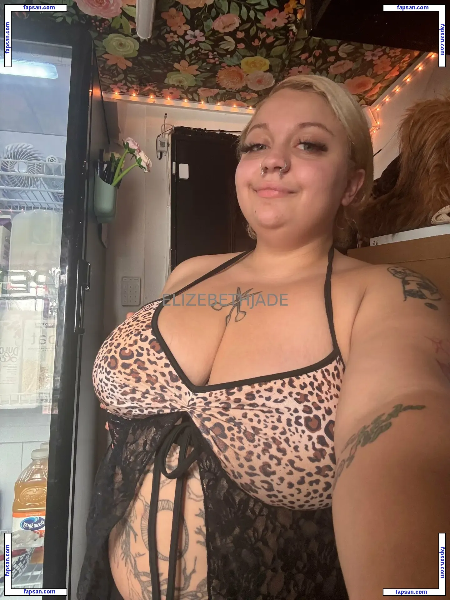 jay8en nude photo #0005 from OnlyFans