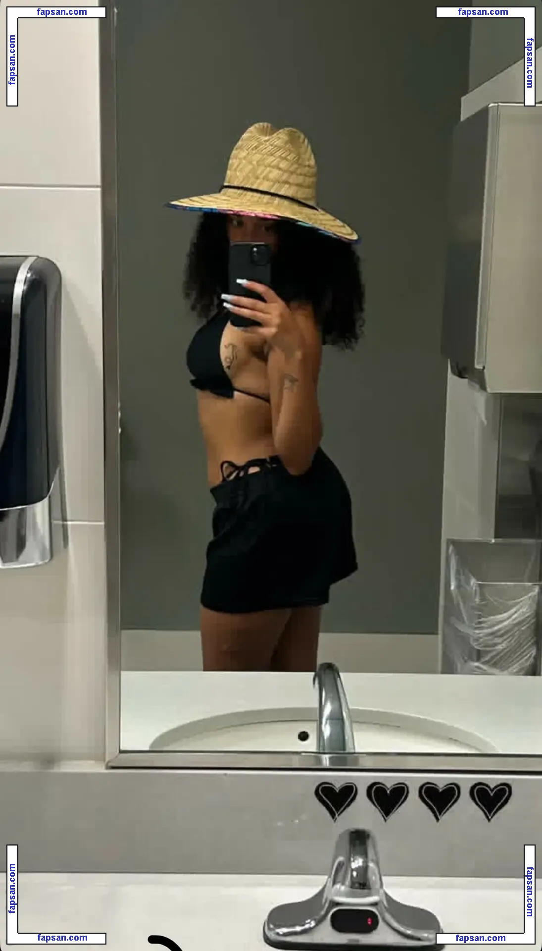 Jayvxl nude photo #0056 from OnlyFans