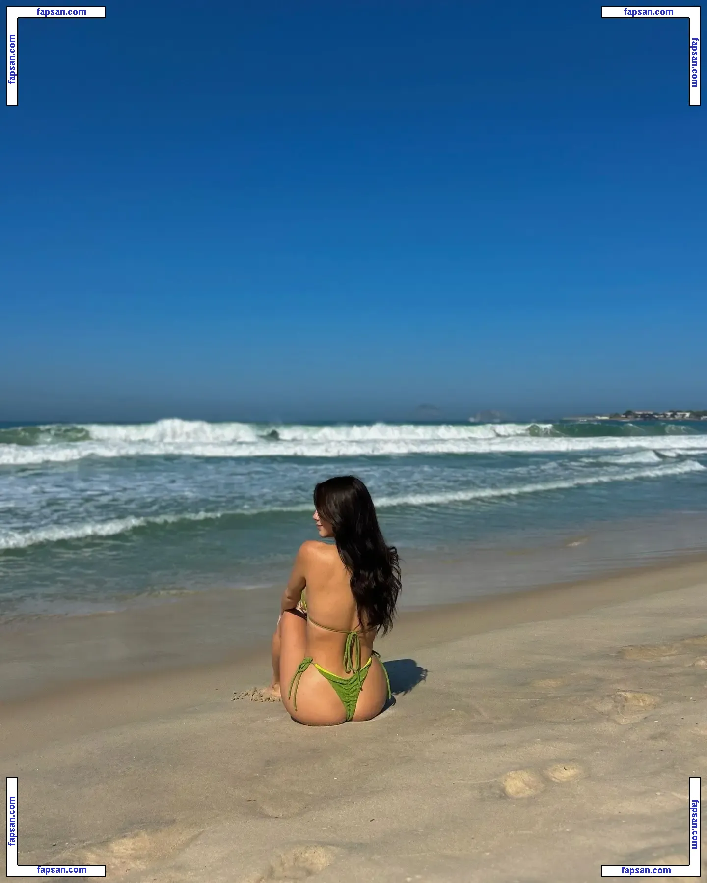 Jazmin Pinedo nude photo #0021 from OnlyFans