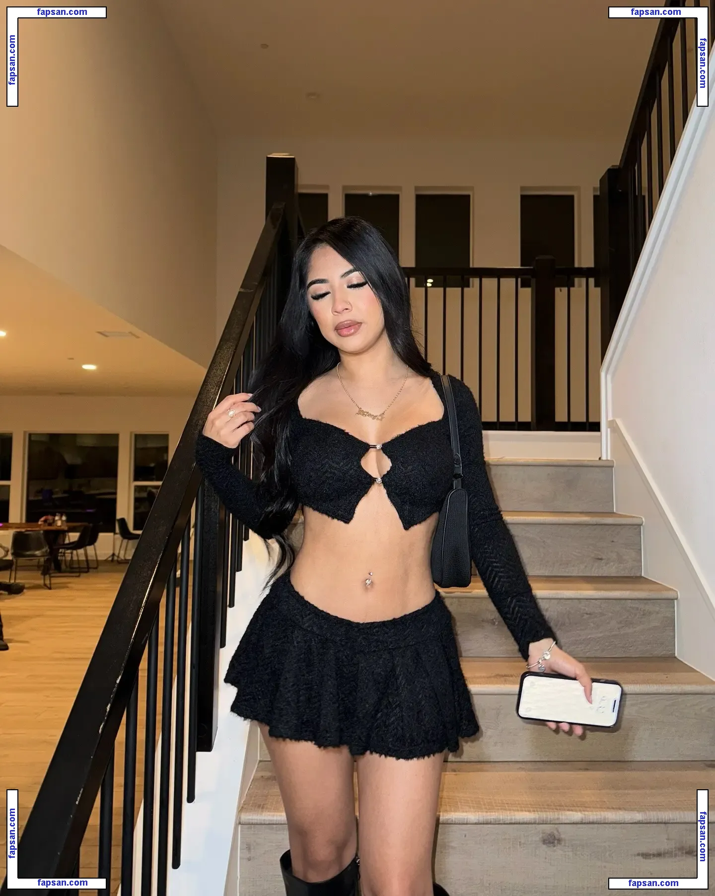 j.crez nude photo #0001 from OnlyFans