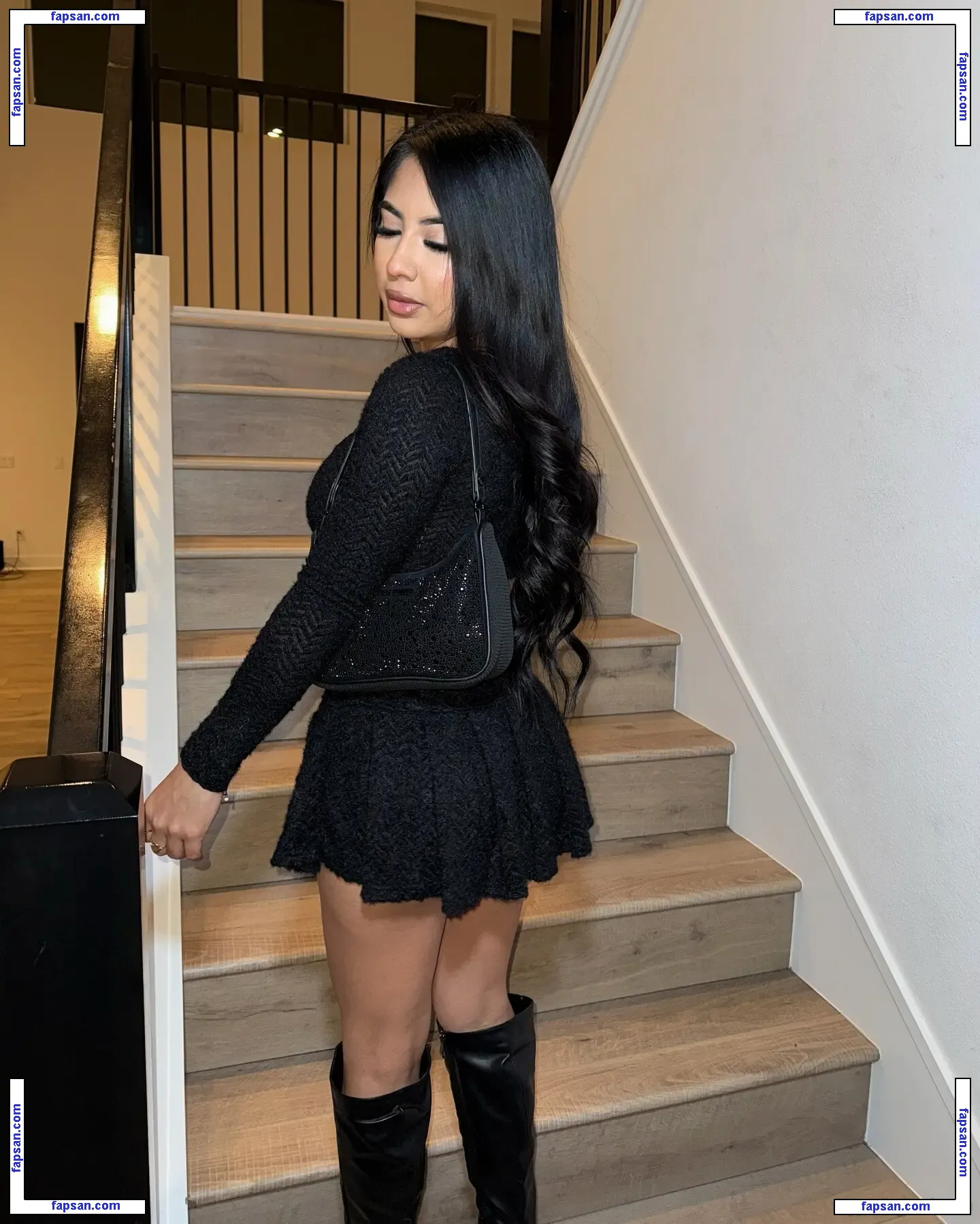 j.crez nude photo #0002 from OnlyFans