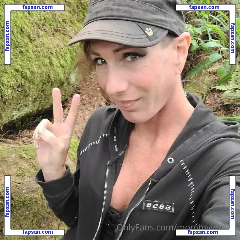 Jean Jezebel голая фото #0022 с Онлифанс