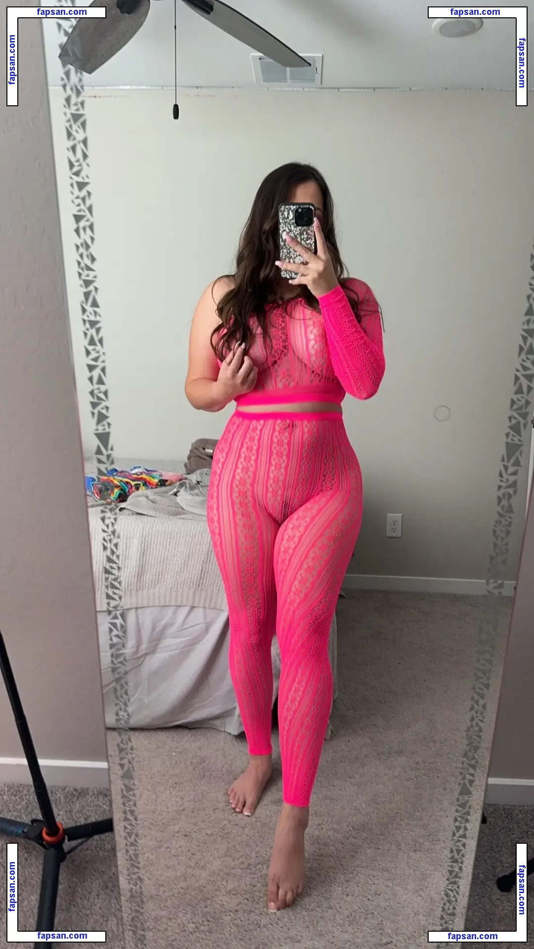 Jean Marievip nude photo #0007 from OnlyFans