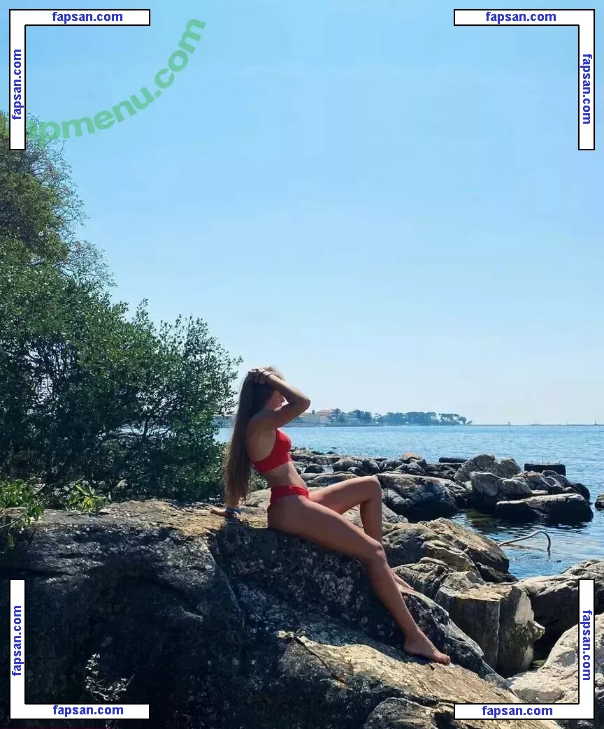 Jellefeline nude photo #0092 from OnlyFans