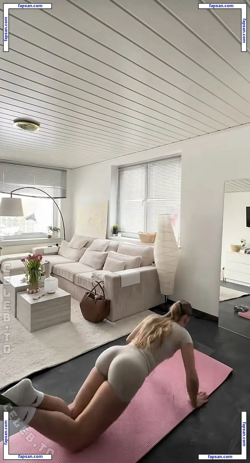 Jellefeline голая фото #0144 с Онлифанс