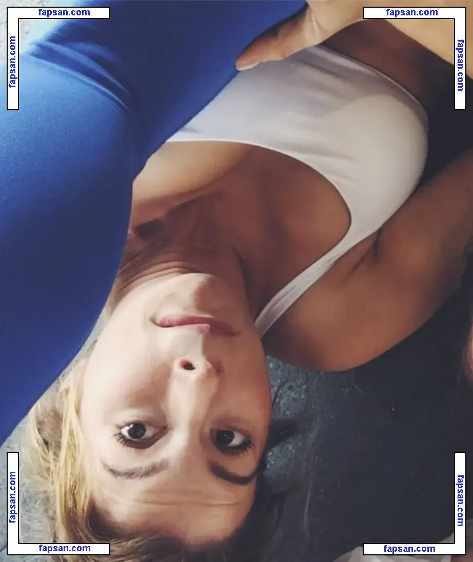 Jen Widerstrom nude photo #0018 from OnlyFans