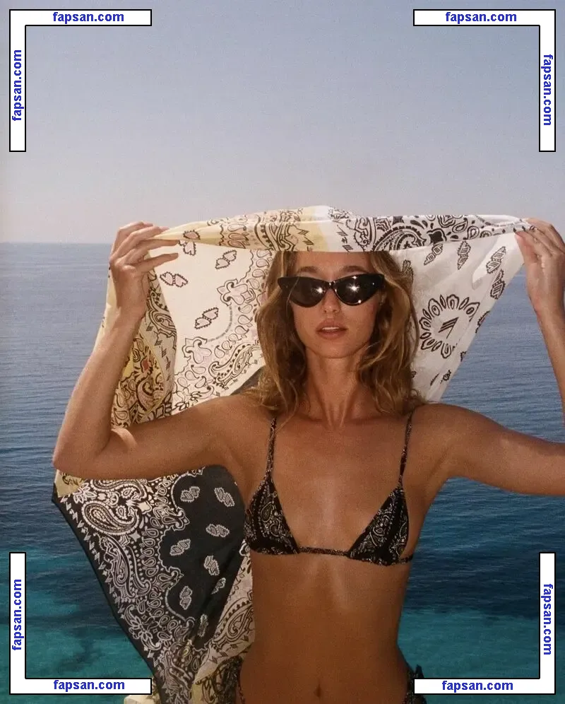 Jenn Dupuy голая фото #0005 с Онлифанс