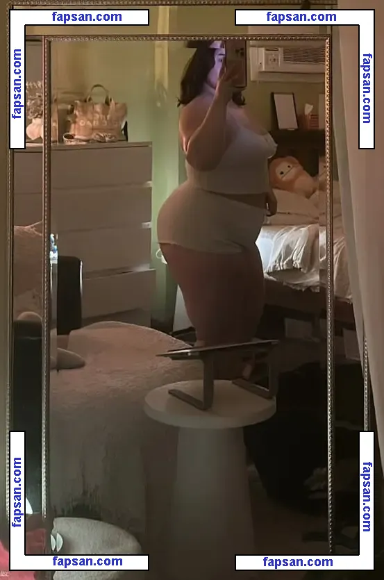 jenna.noonan nude photo #0003 from OnlyFans