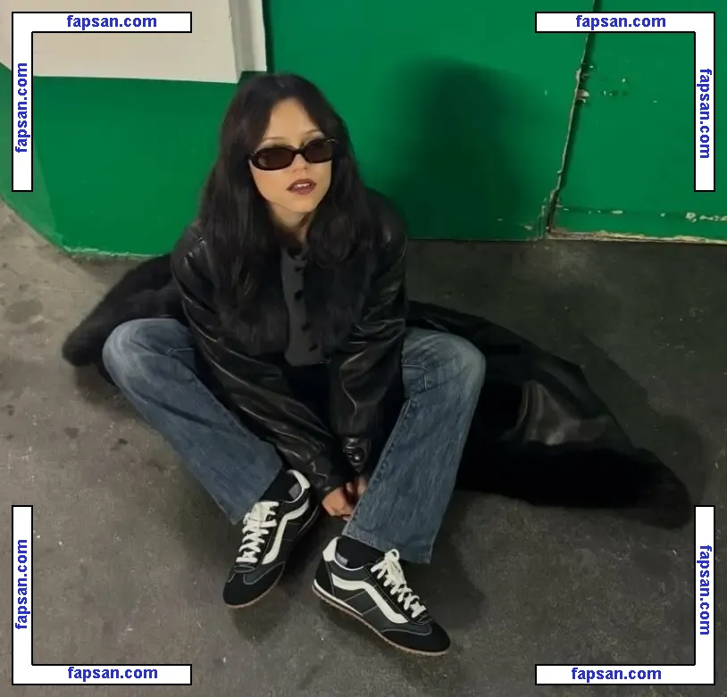 Jenna Ortega nude photo #0411 from OnlyFans