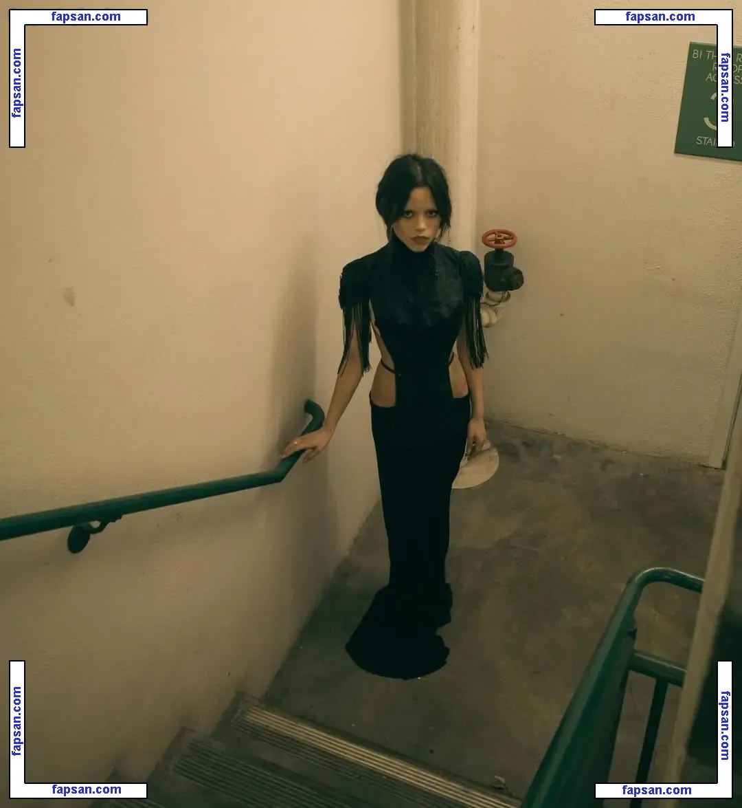 Jenna Ortega голая фото #0510 с Онлифанс