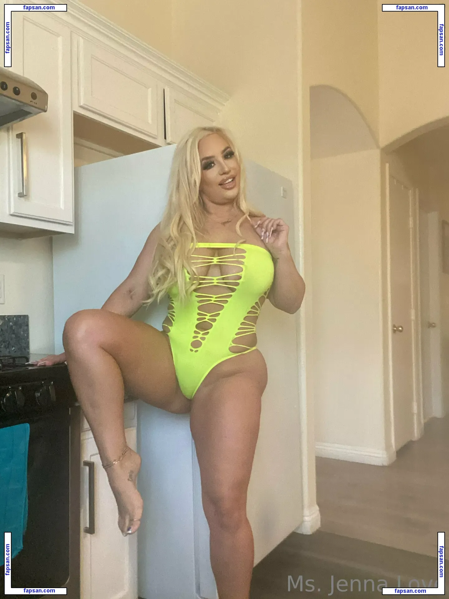 jennalovexxx nude photo #0100 from OnlyFans