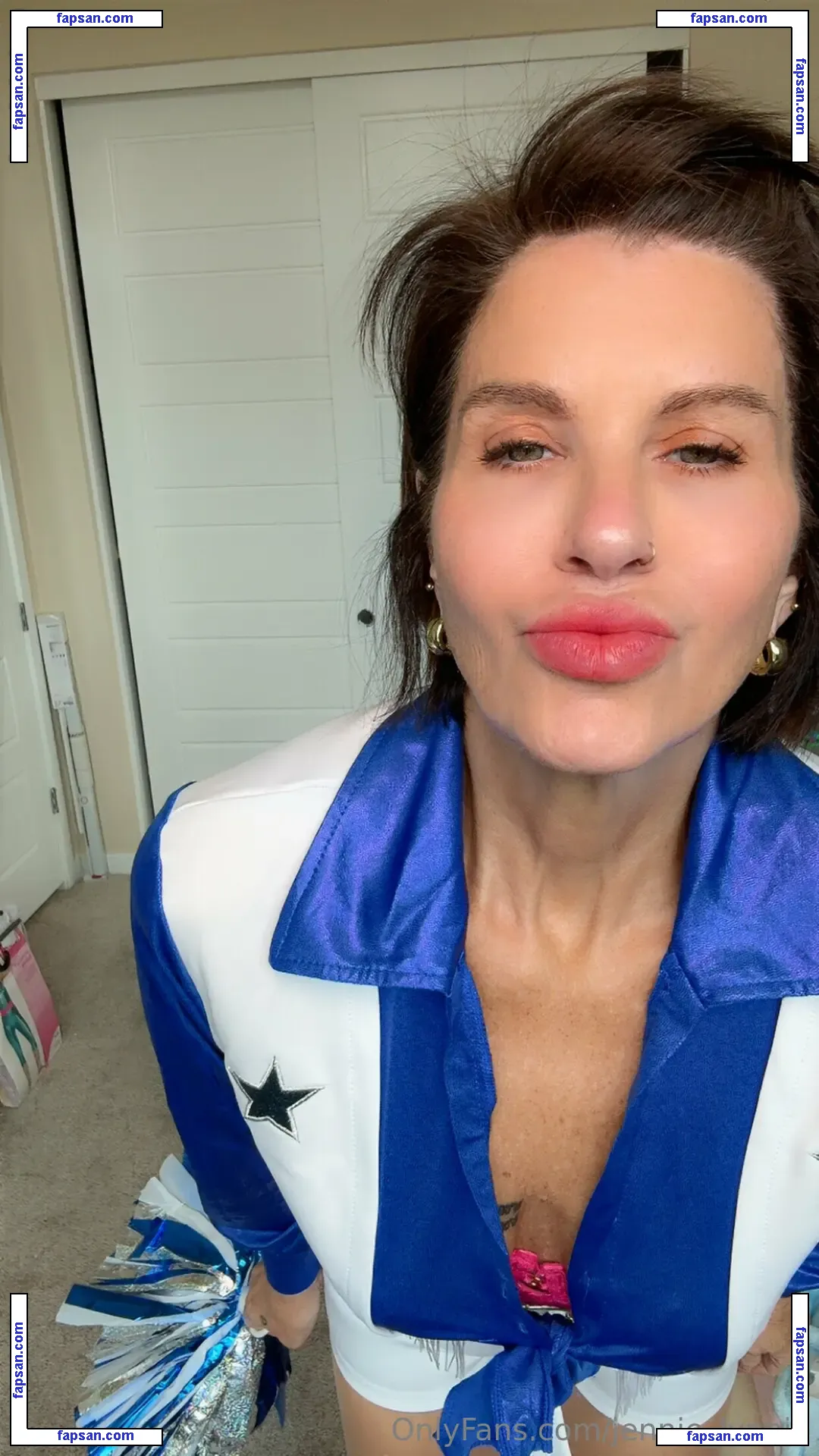 jennie_lynnie nude photo #0016 from OnlyFans
