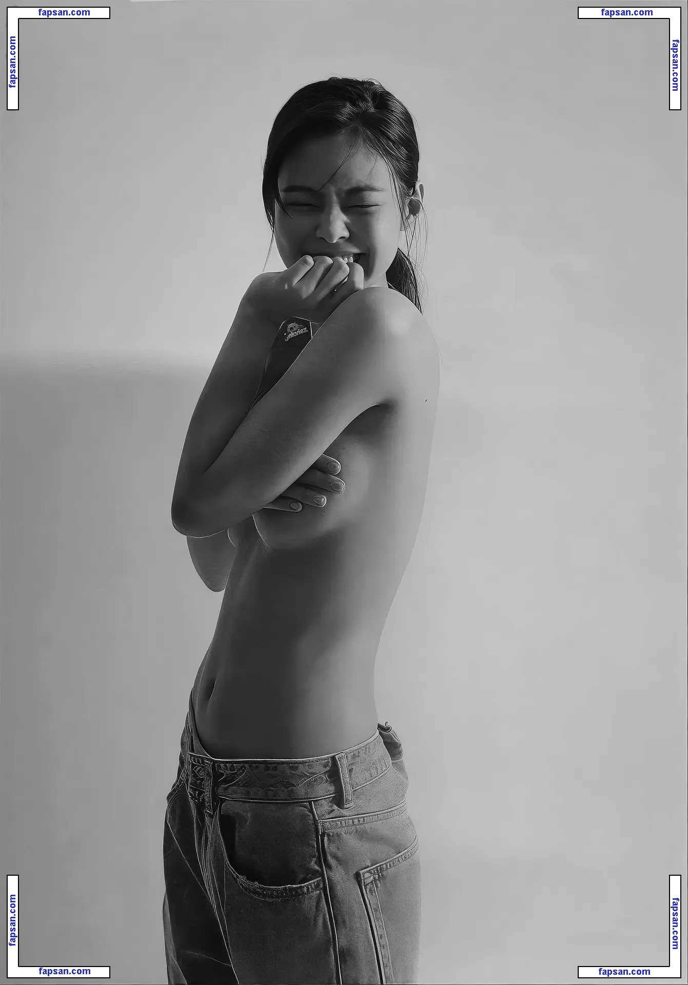 jennierubyjane голая фото #0024 с Онлифанс