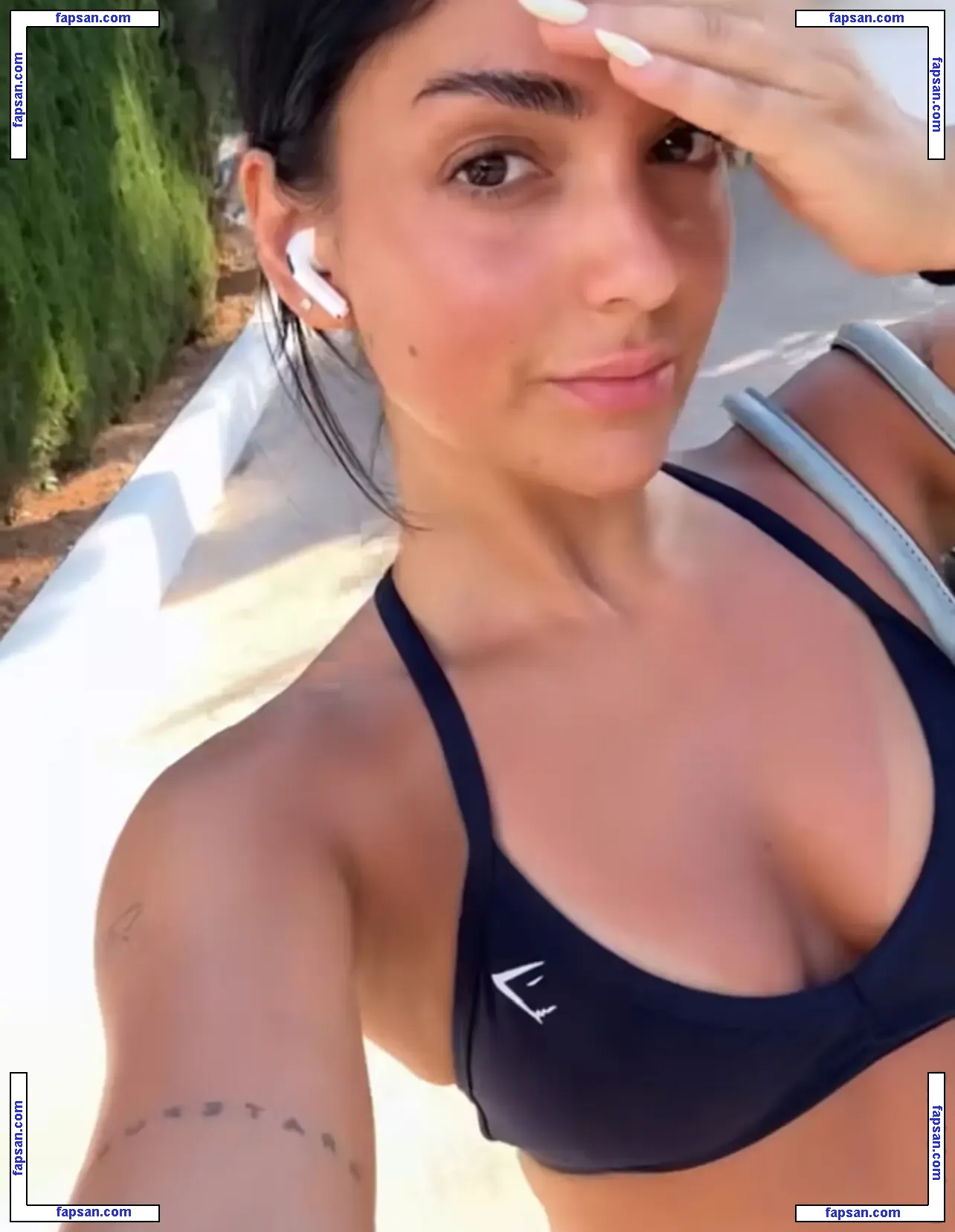Jennifer glesias nude photo #0020 from OnlyFans