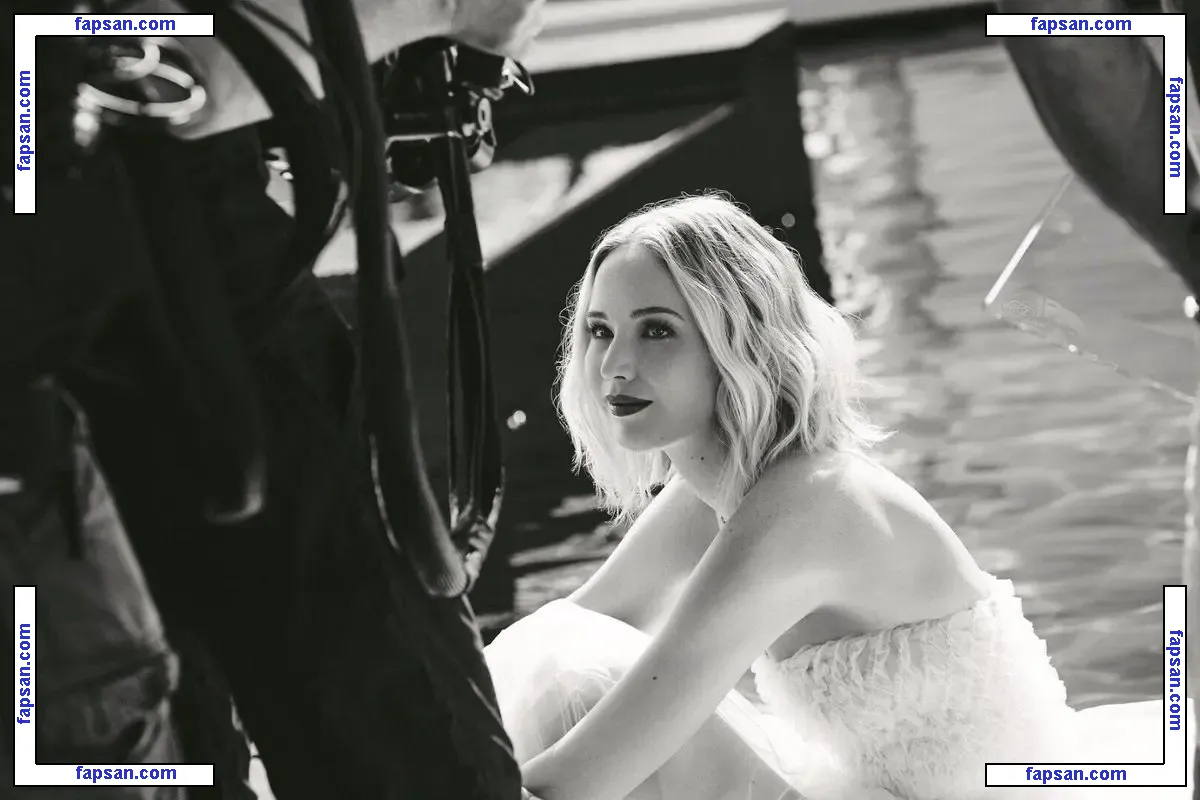 Jennifer Lawrence nude photo #0170 from OnlyFans
