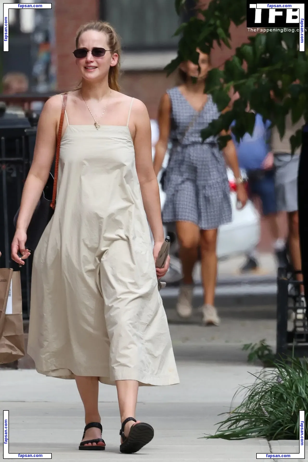 Jennifer Lawrence nude photo #1913 from OnlyFans