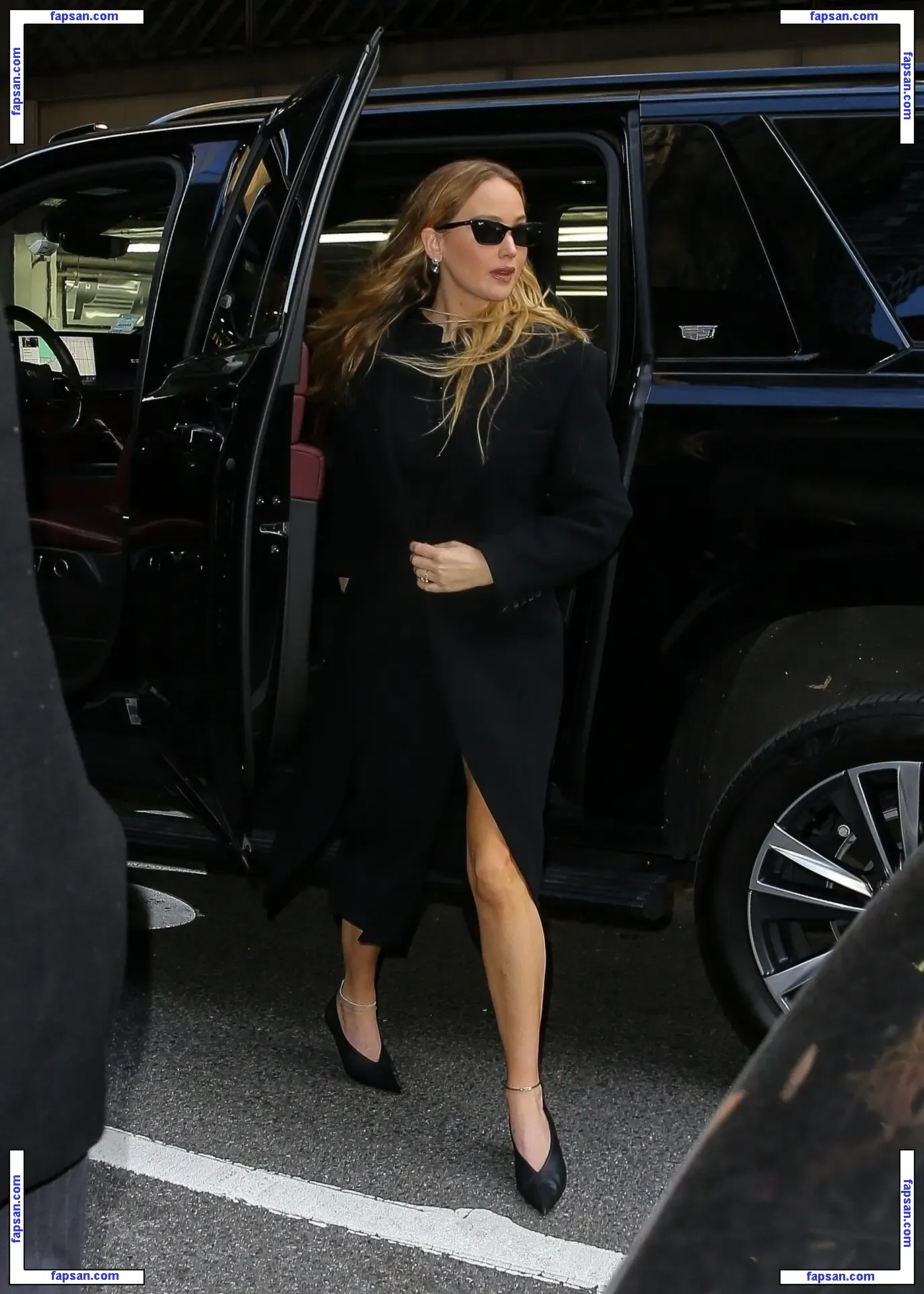 Jennifer Lawrence nude photo #3304 from OnlyFans