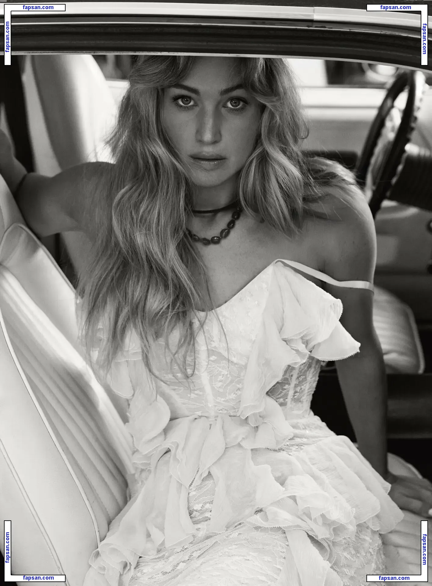 Jennifer Lawrence nude photo #3334 from OnlyFans