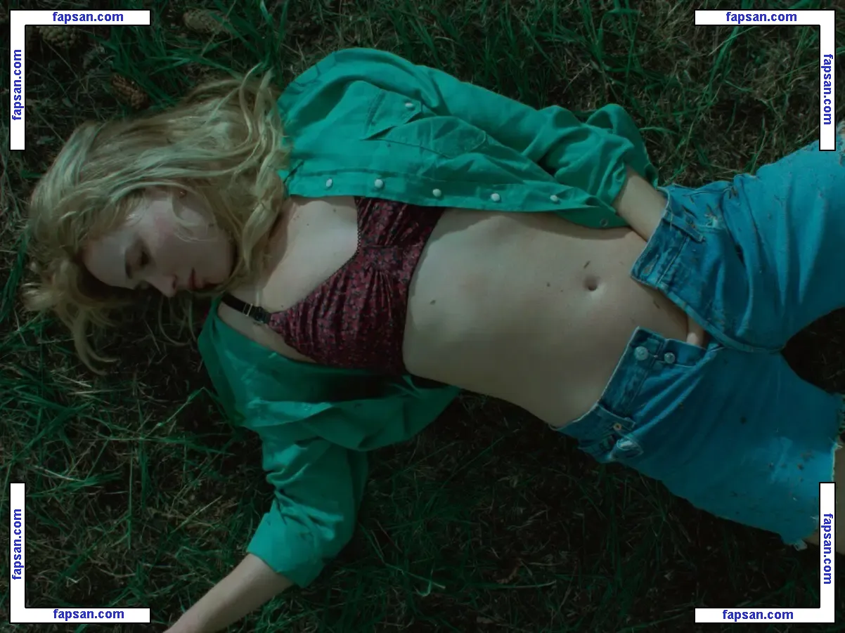 Jennifer Lawrence nude photo #3376 from OnlyFans