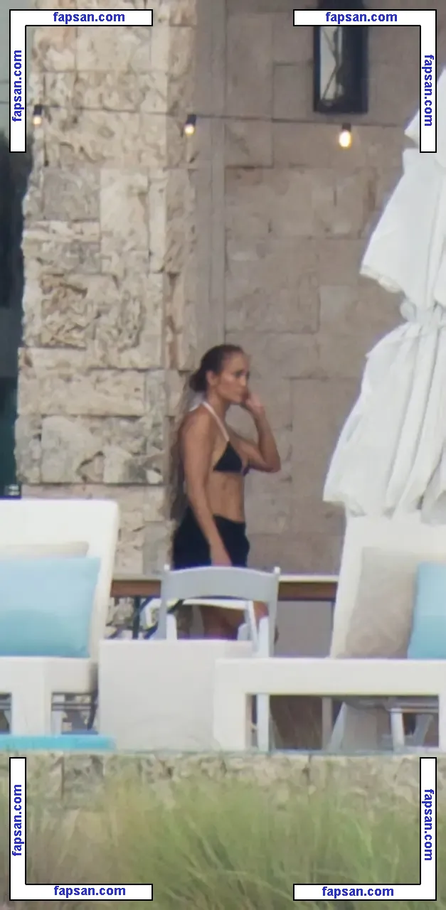 Jennifer Lopez nude photo #0717 from OnlyFans