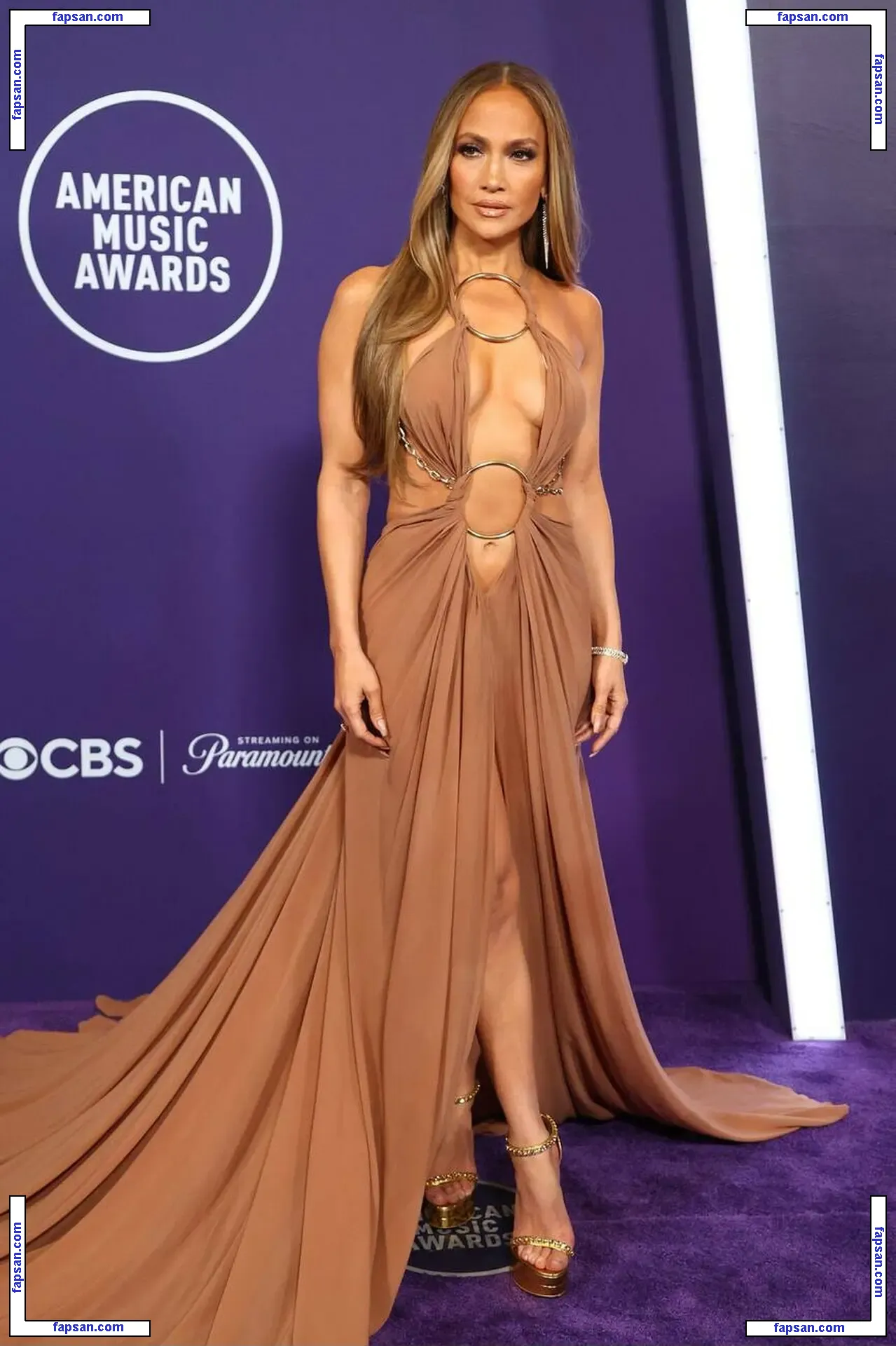 Jennifer Lopez nude photo #10697 from OnlyFans