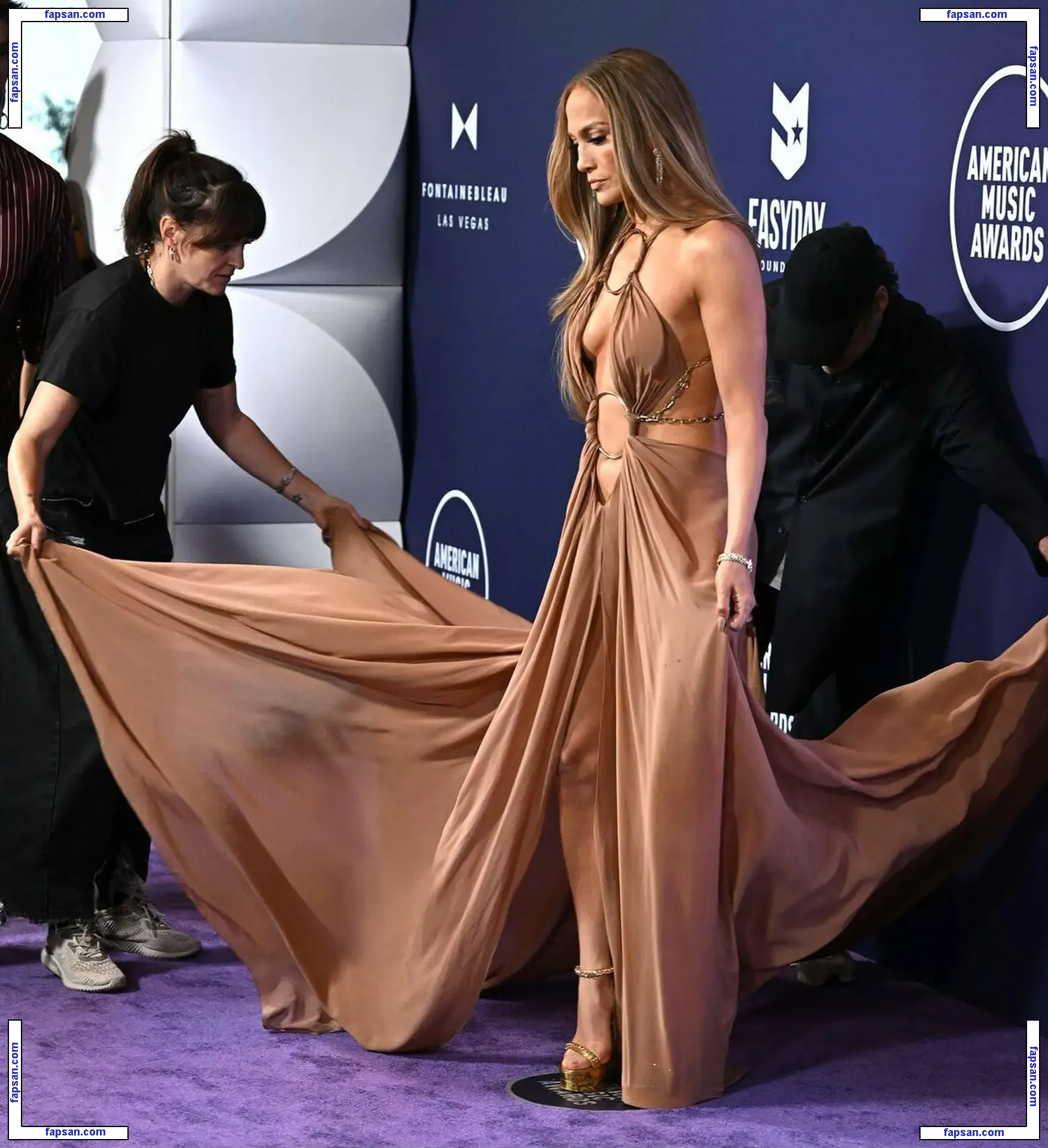 Jennifer Lopez nude photo #10698 from OnlyFans