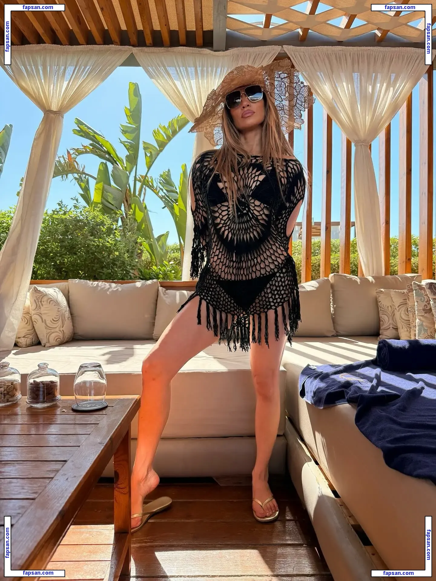Jennifer Lopez nude photo #10742 from OnlyFans