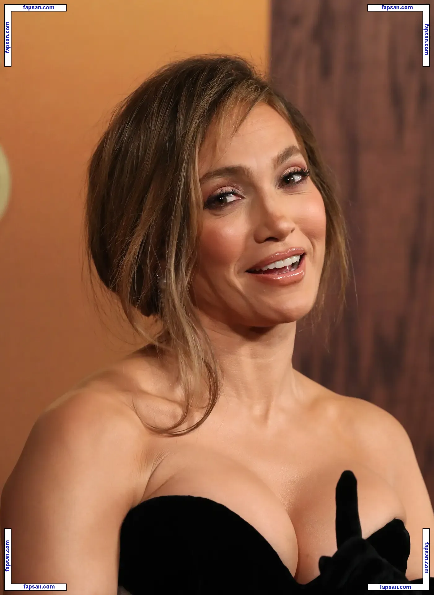 Jennifer Lopez nude photo #10825 from OnlyFans