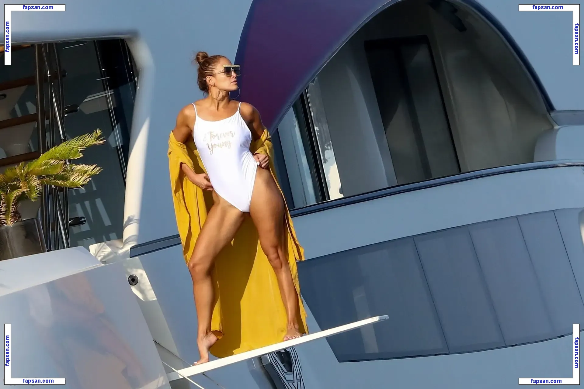 Jennifer Lopez nude photo #3221 from OnlyFans