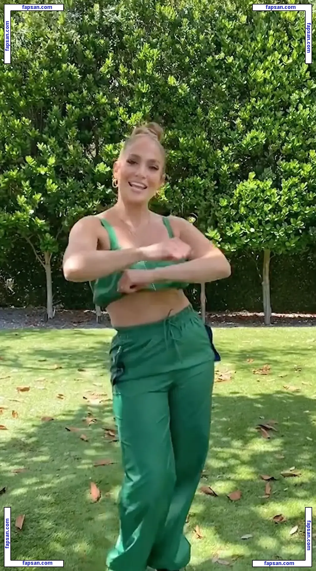 Jennifer Lopez nude photo #3873 from OnlyFans