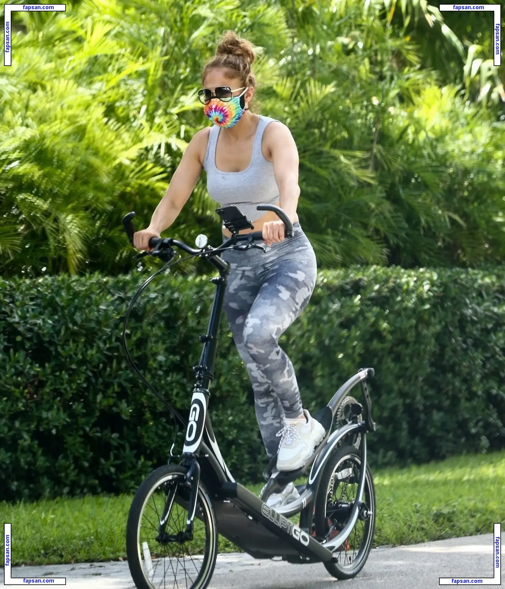 Jennifer Lopez nude photo #3942 from OnlyFans