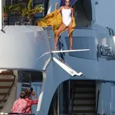 Jennifer Lopez nude #3250