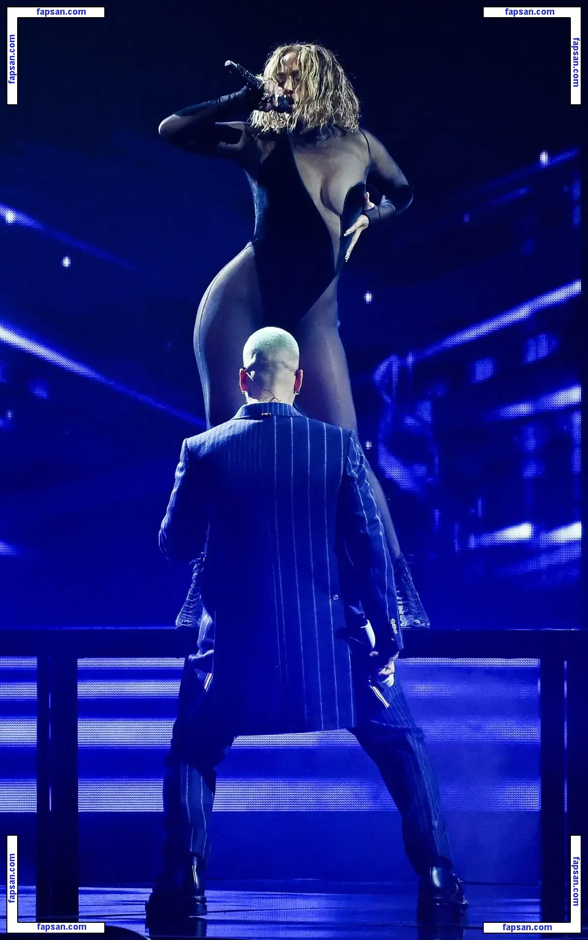 Jennifer Lopez nude photo #4248 from OnlyFans