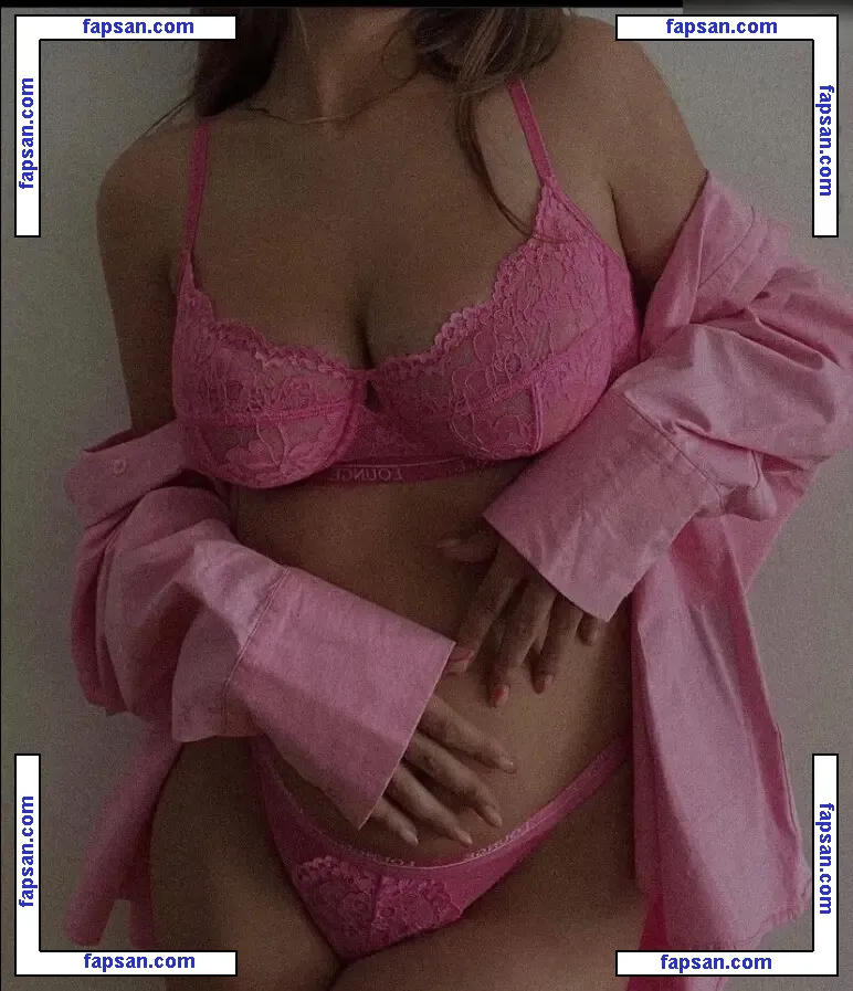 Jennifer Saro nude photo #0019 from OnlyFans