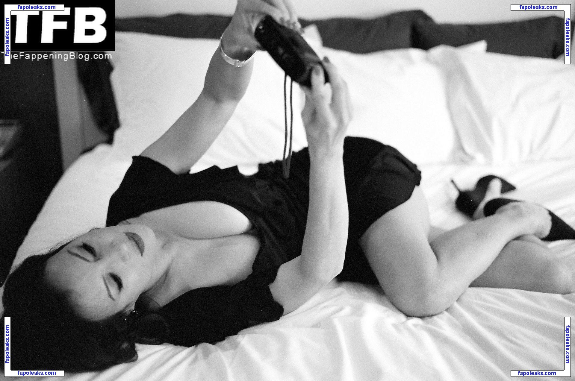 Jennifer Tilly nude photo #0285 from OnlyFans