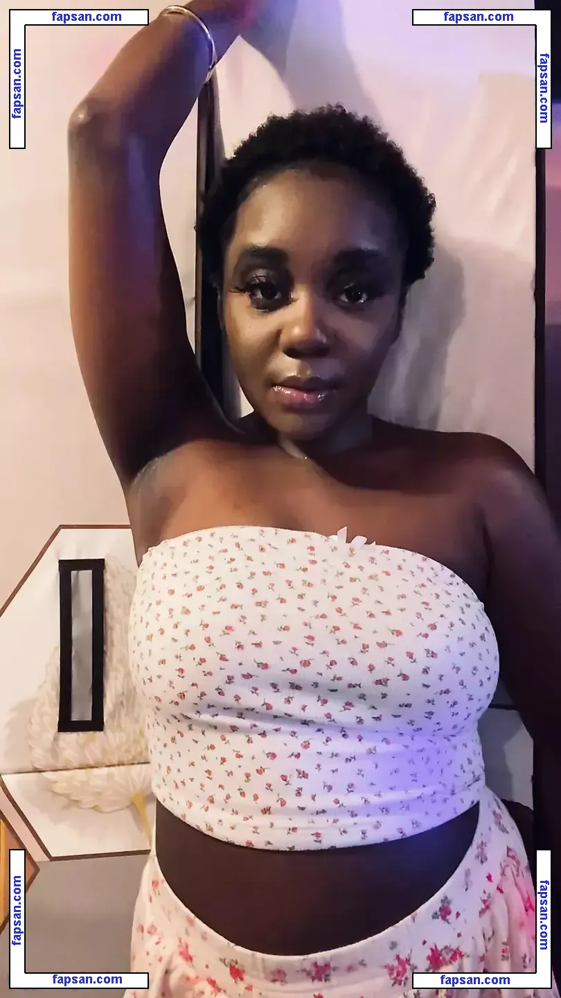 Jenny Béland nude photo #0014 from OnlyFans