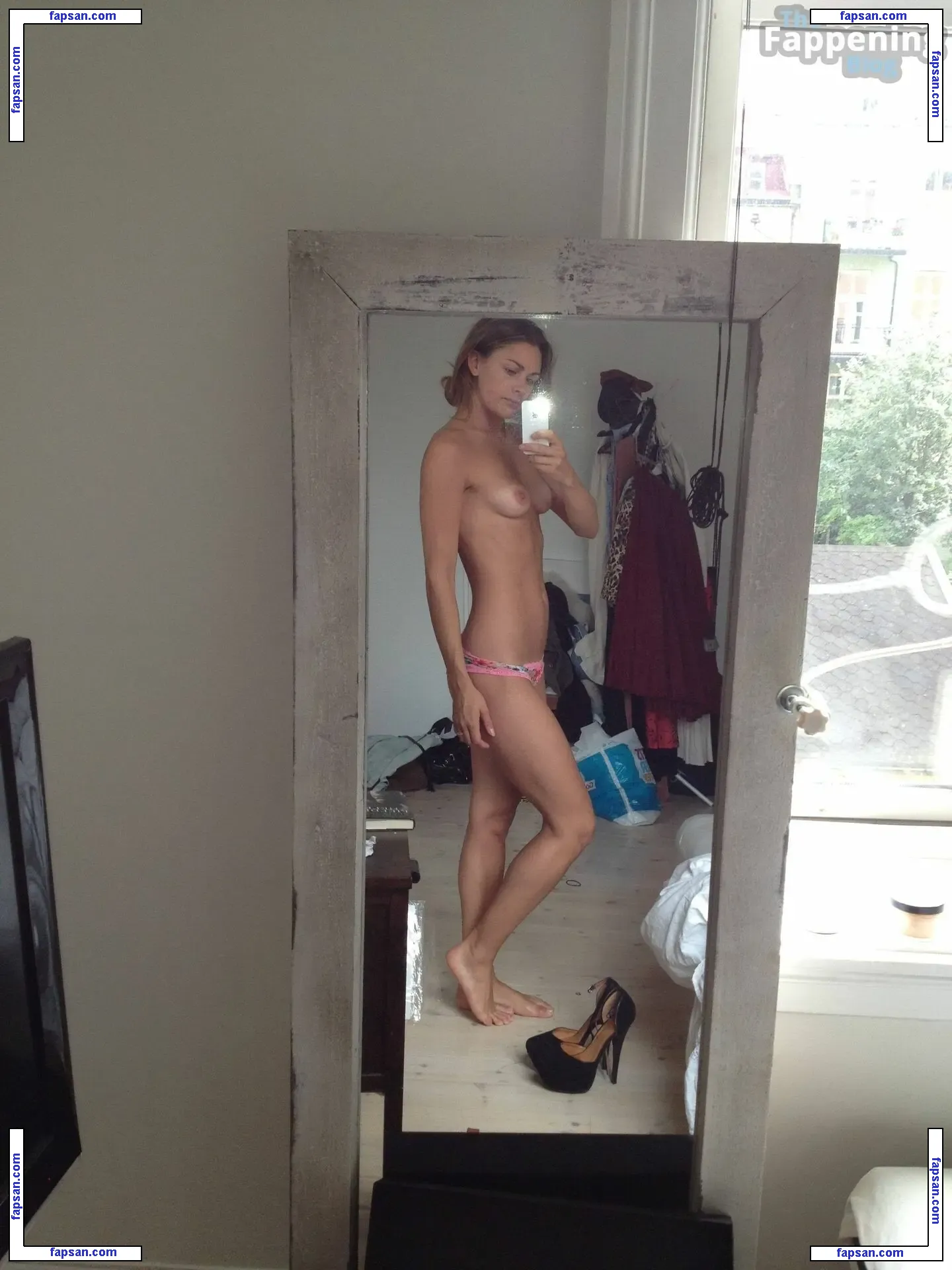 Jenny Skavlan nude photo #0102 from OnlyFans