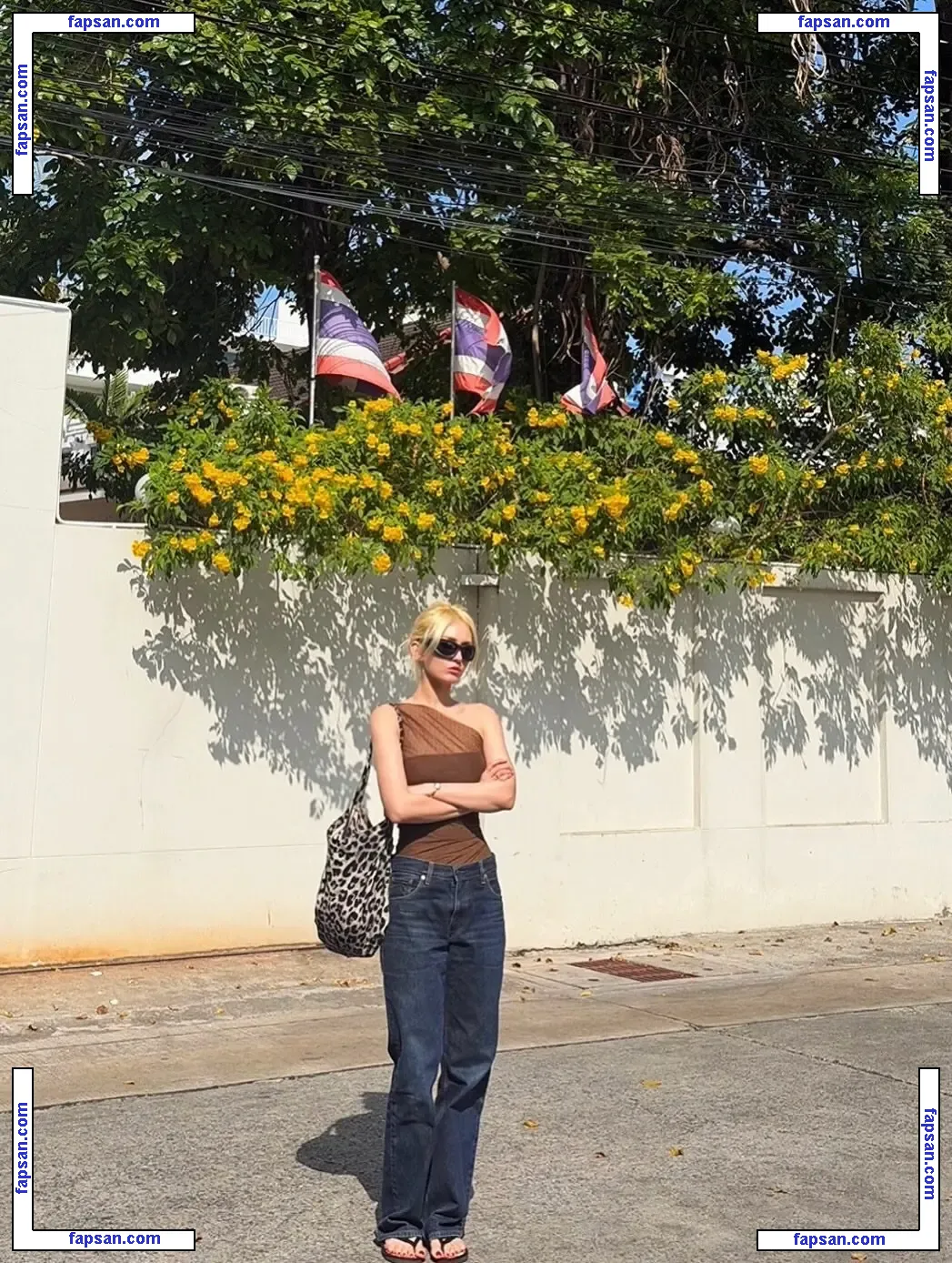 Jeon Somi/ENNIK SOMI nude photo #0006 from OnlyFans