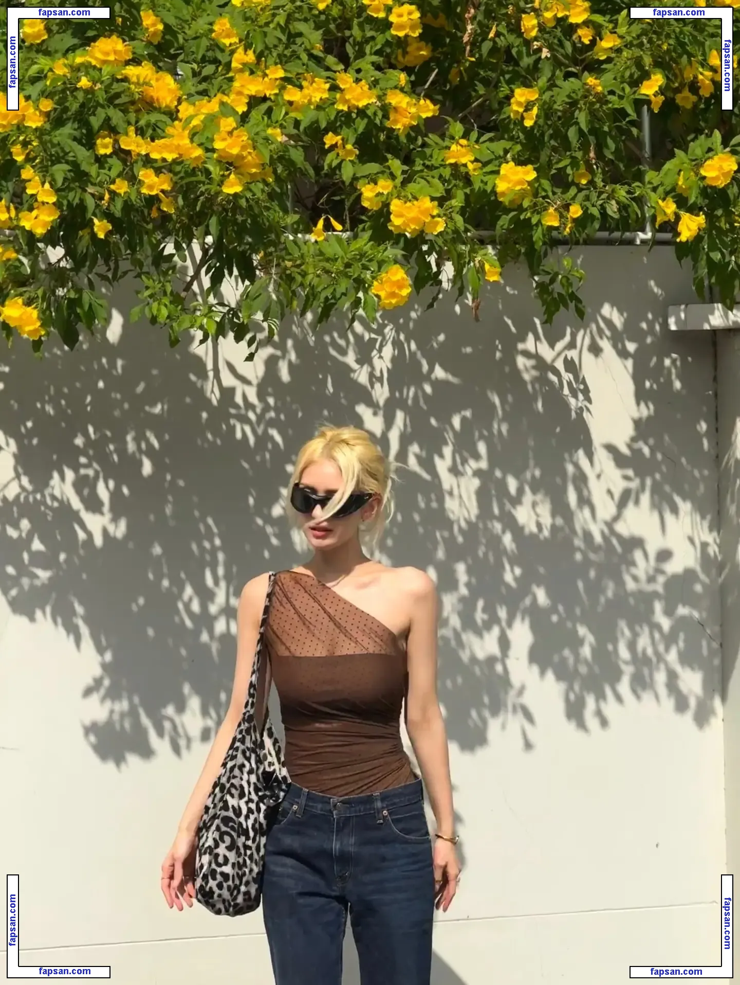 Jeon Somi/ENNIK SOMI nude photo #0007 from OnlyFans