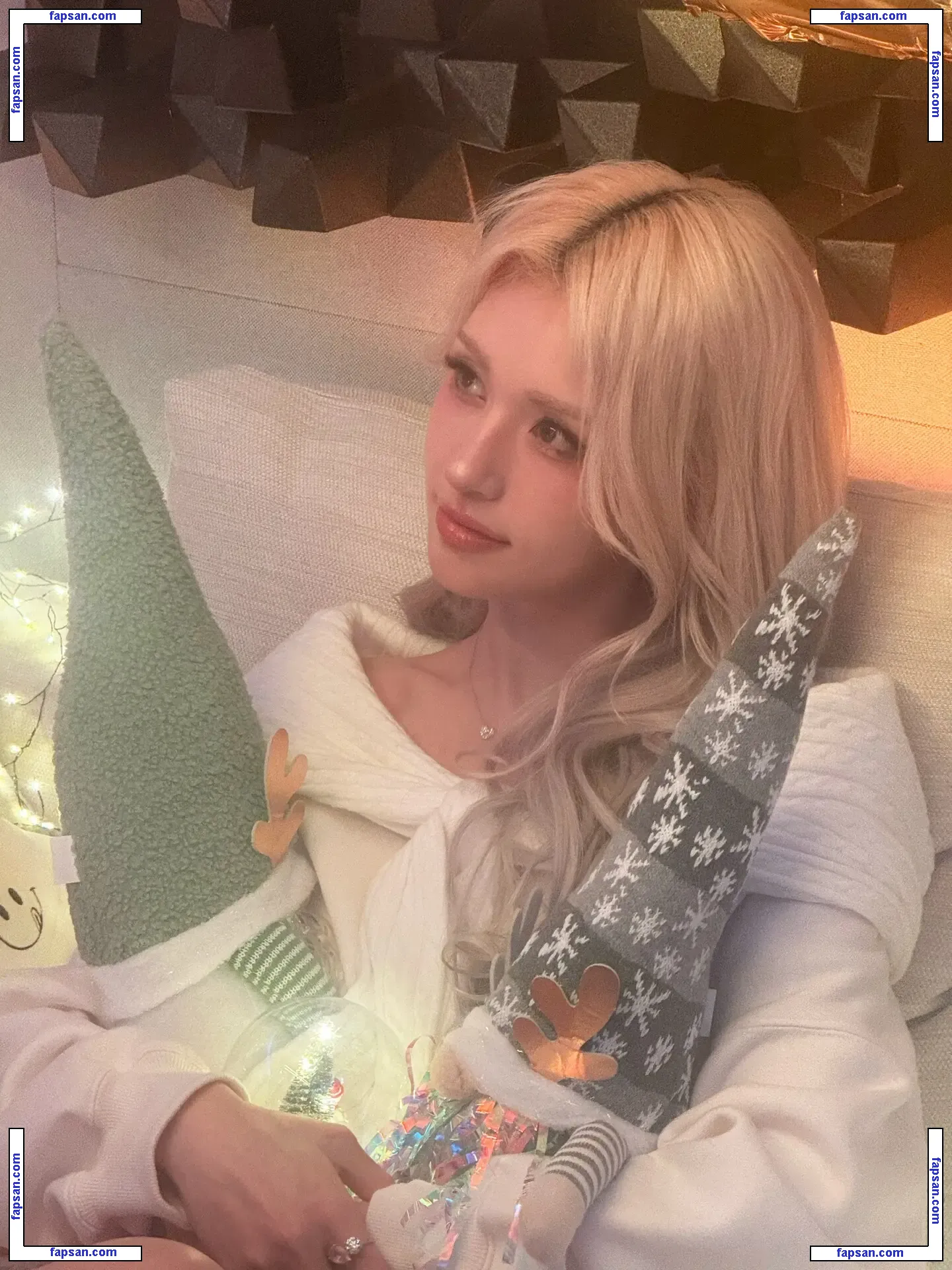 Jeon Somi/ENNIK SOMI nude photo #0015 from OnlyFans