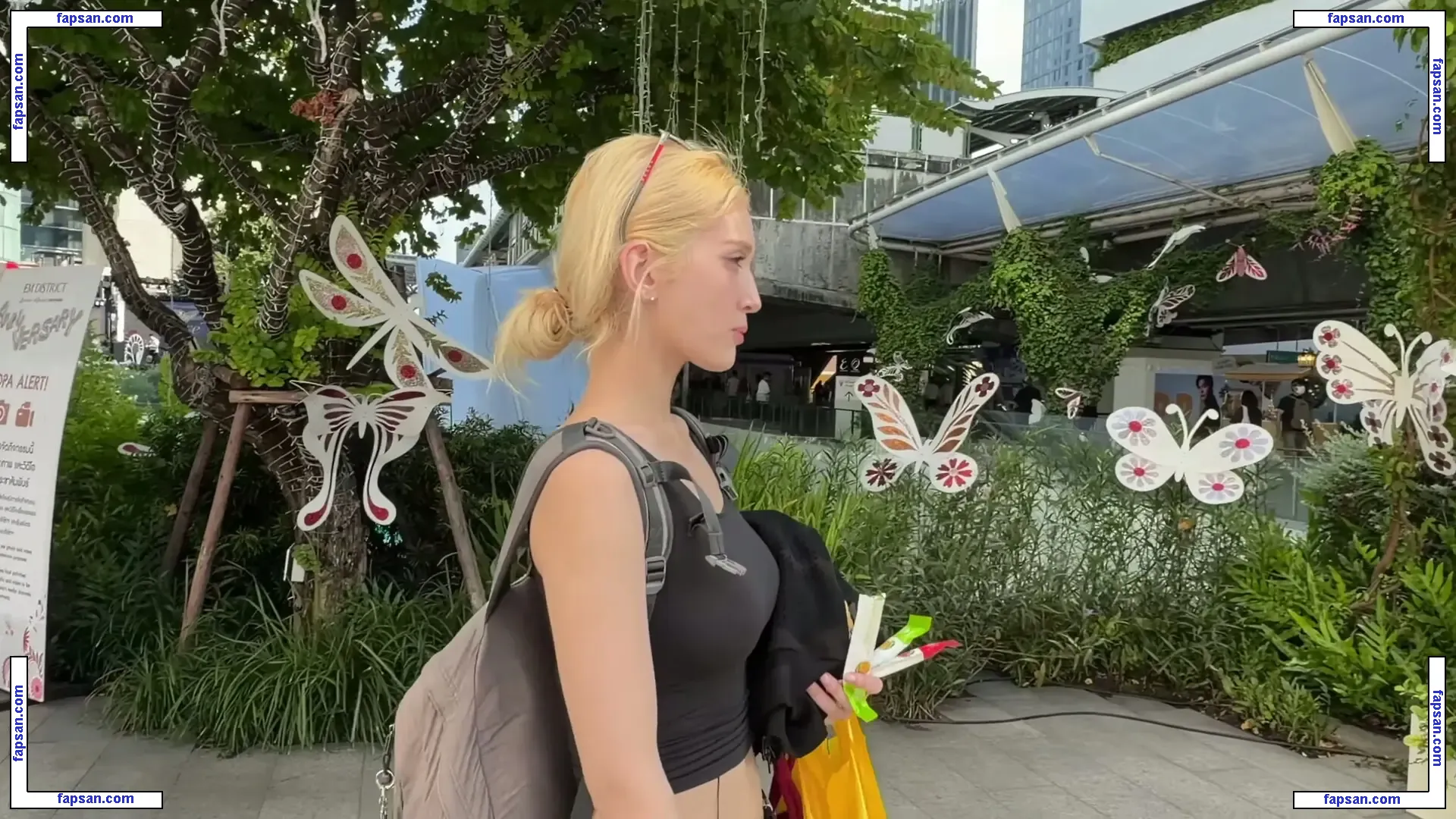 Jeon Somi/ENNIK SOMI nude photo #0023 from OnlyFans