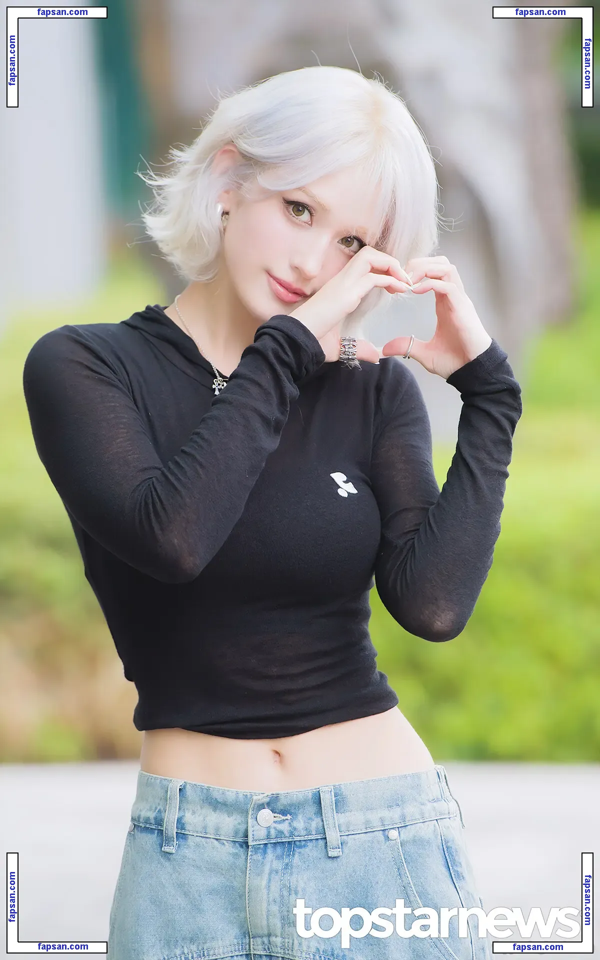 Jeon Somi nude photo #0162 from OnlyFans
