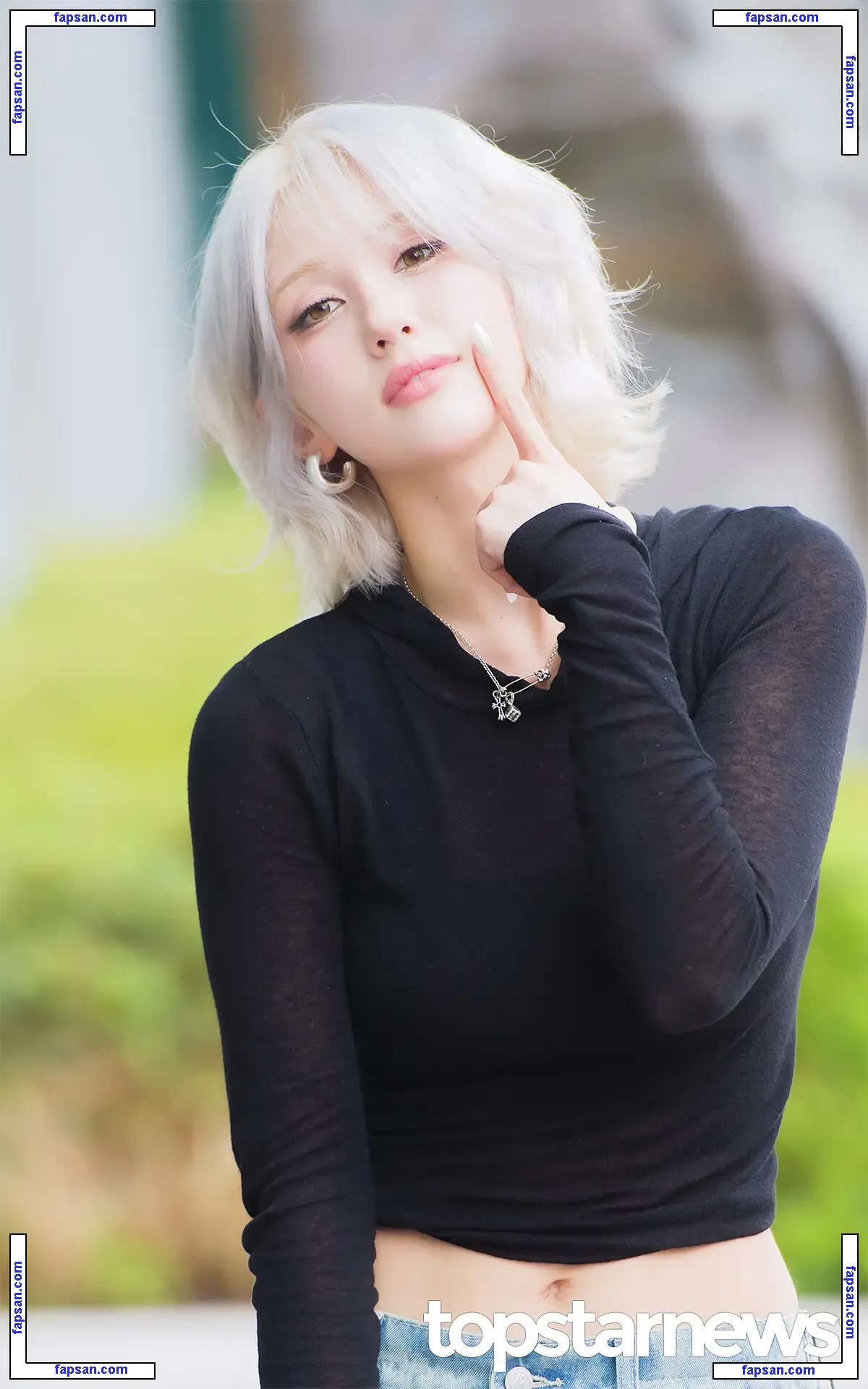 Jeon Somi nude photo #0171 from OnlyFans