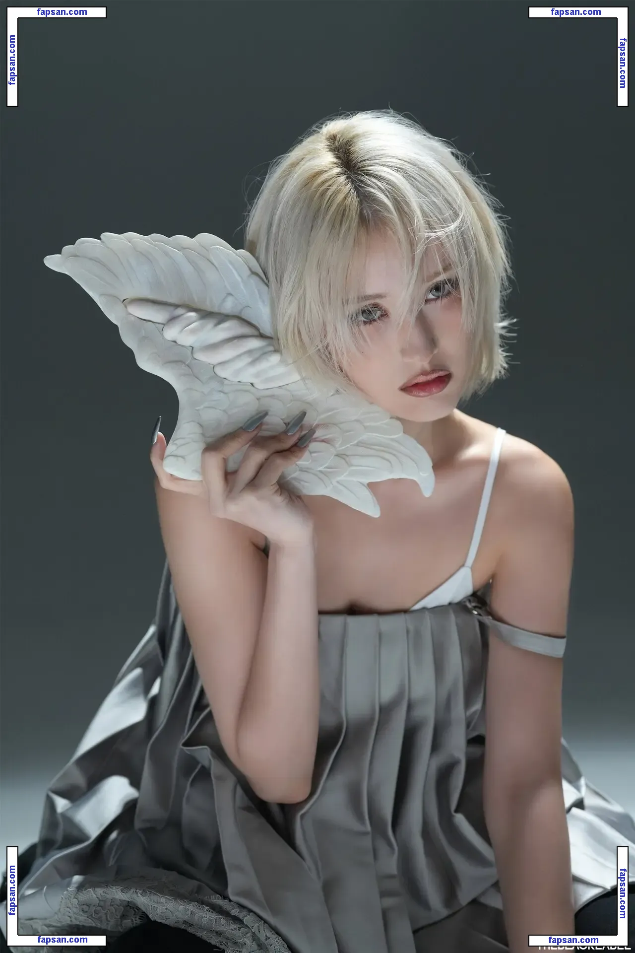 Jeon Somi nude photo #0219 from OnlyFans